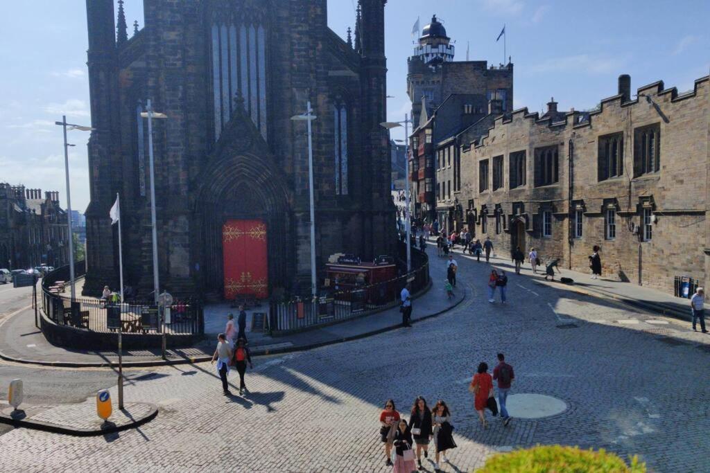 Royal Mile Apt, Just 1 Min From Edinburgh Castle! Exterior foto
